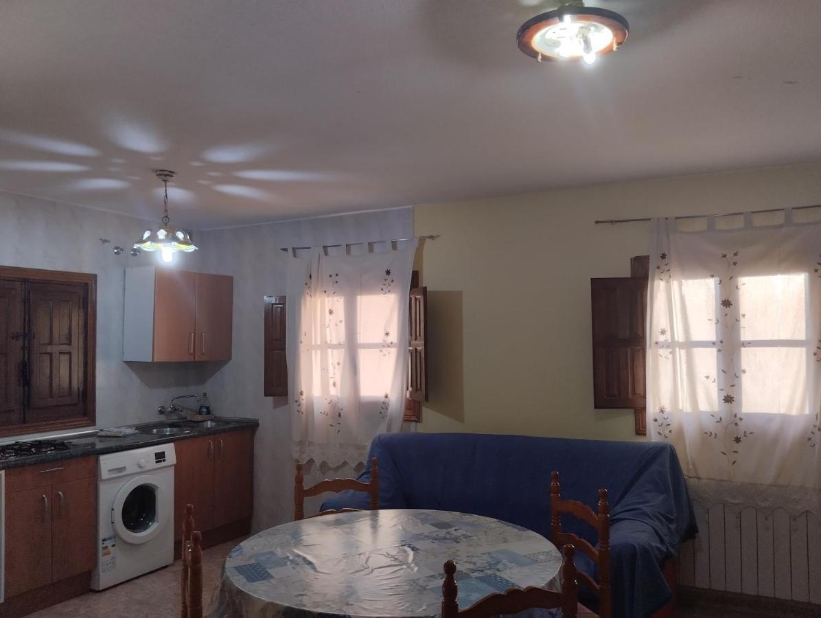 Apartamentos Condado De Miranda Miranda del Castañar Kültér fotó